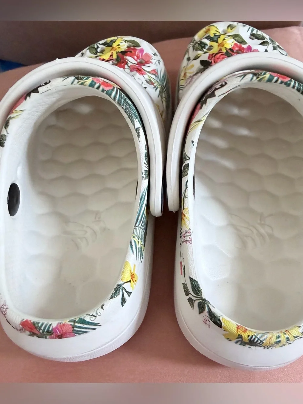 Kids Size 7 Floral Clog